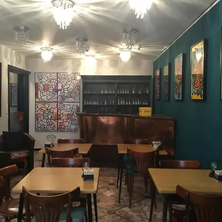 Hotel L'atmosphère 3*